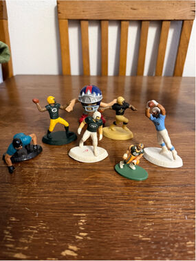 EA Sports Madden NFL Football Figure Lot McDonald’s Happy Meal Helmet Packers Je